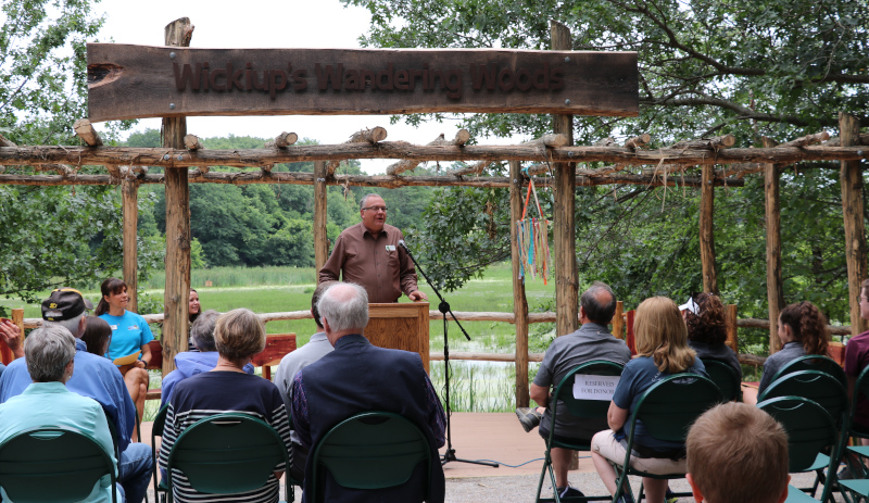 Linn County, Iowa. Dennis Goemaat speaking at Wickiup's Wandering Woods.