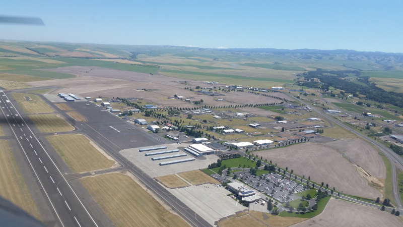 Walla Walla Regional Airport aerial photo.