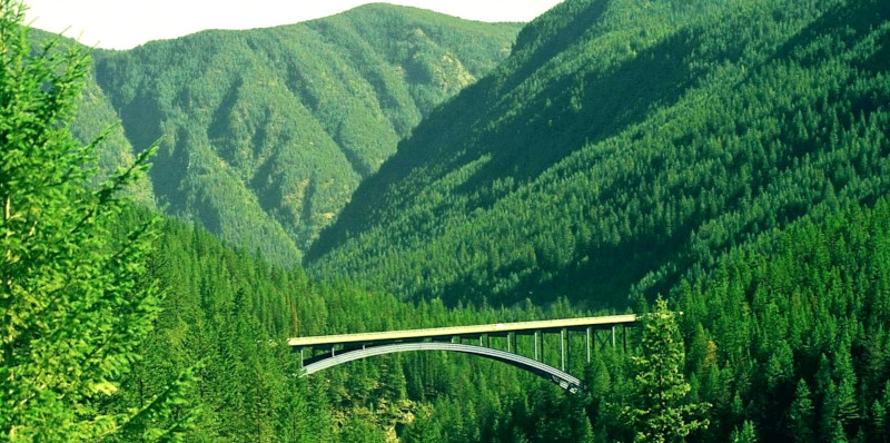 Regional District of Kootenay Boundary, British Columbia, Canada mountains and bridge.