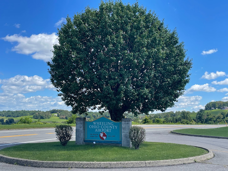 Wheeling Ohio County Airport Wheeling West Virginia Business View   Wheeling Ohio County Airport Wheeling West Virginia Photo Entrance 